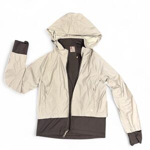 Women’s Silver Reflective Running Jacket